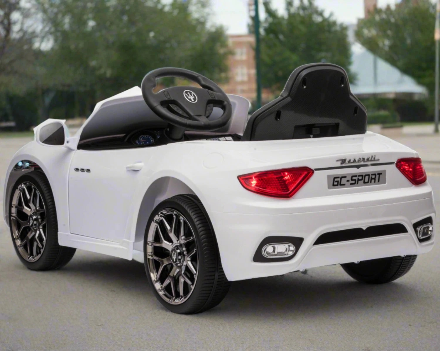 Licensed Maserati Gran Cabrio 12V Kids Ride on Car with parental controller and self drive White